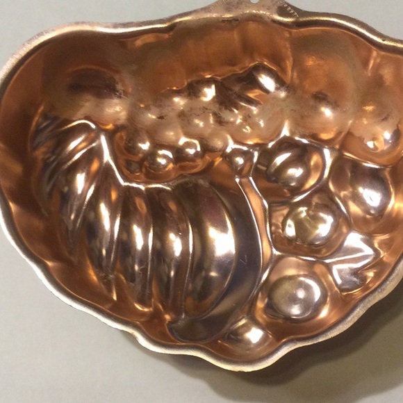 Wear-ever cake pan - Picture 2 of 2